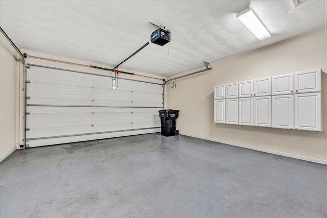 555 Greenway Landing PL, Vinton, VA 24179
