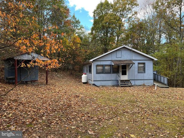 9766 VALLEY VIEW RD, Three Springs, PA 17264