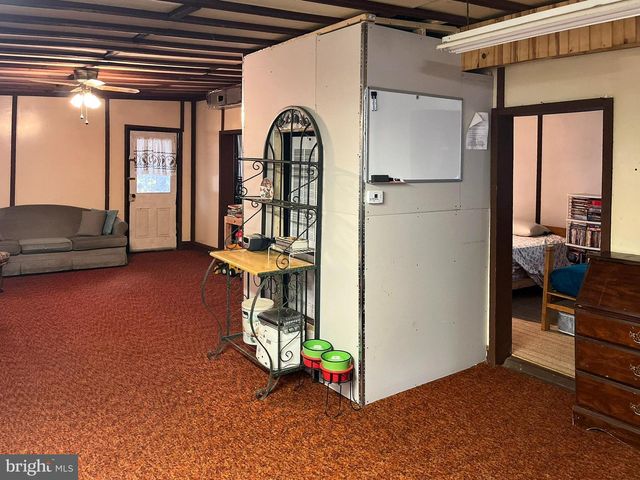 9766 VALLEY VIEW RD, Three Springs, PA 17264