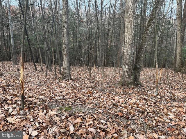 9766 VALLEY VIEW RD, Three Springs, PA 17264