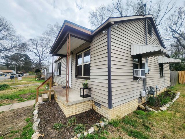 1501 E Highland Avenue, Malvern, AR 72104