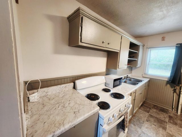 1501 E Highland Avenue, Malvern, AR 72104