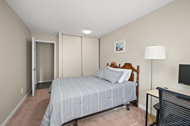 4618 Cedar Lake Road S 6, Saint Louis Park, MN 55416