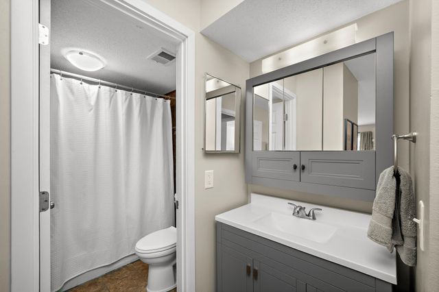 4618 Cedar Lake Road S 6, Saint Louis Park, MN 55416