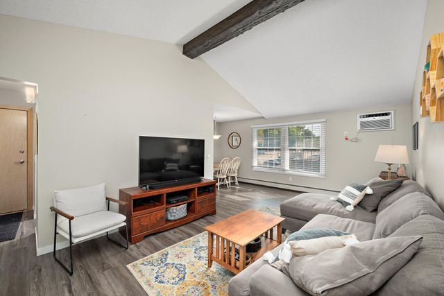 4618 Cedar Lake Road S 6, Saint Louis Park, MN 55416