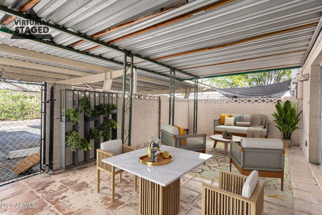 8564 E MCDONALD Drive, Scottsdale, AZ 85250