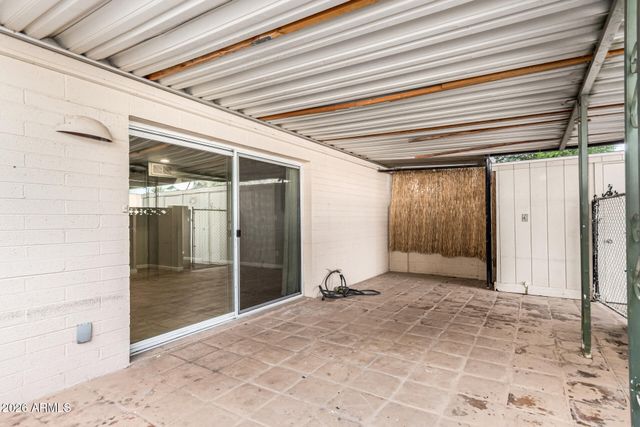 8564 E MCDONALD Drive, Scottsdale, AZ 85250