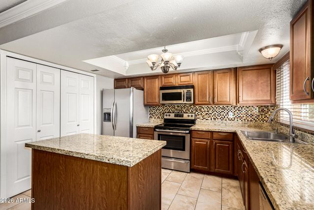 8564 E MCDONALD Drive, Scottsdale, AZ 85250