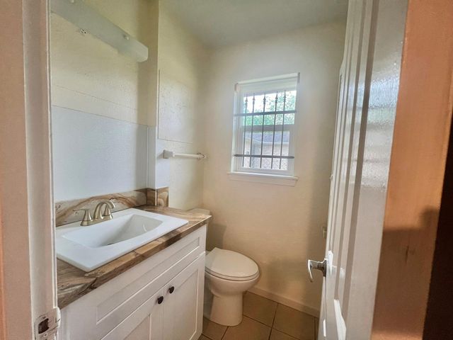 12911 Southbridge Road, Houston, TX 77047