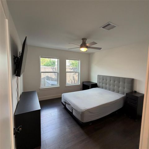 4208 Arlington Street, Houston, TX 77022