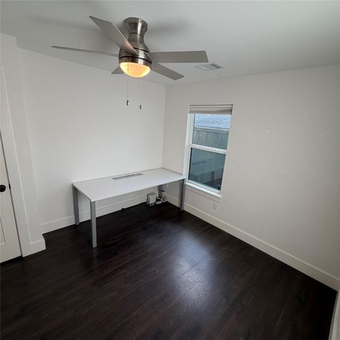 4208 Arlington Street, Houston, TX 77022