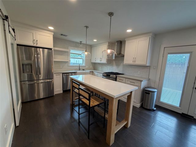 4208 Arlington Street, Houston, TX 77022