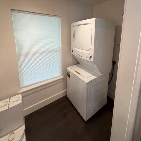 4208 Arlington Street, Houston, TX 77022
