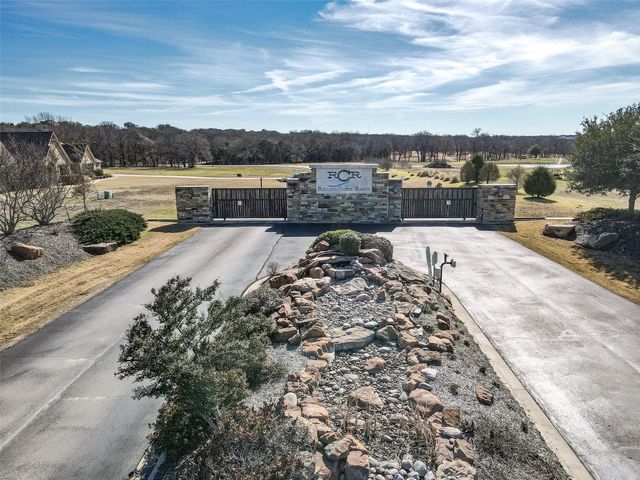 209 Maverick Court, Granbury, TX 76049