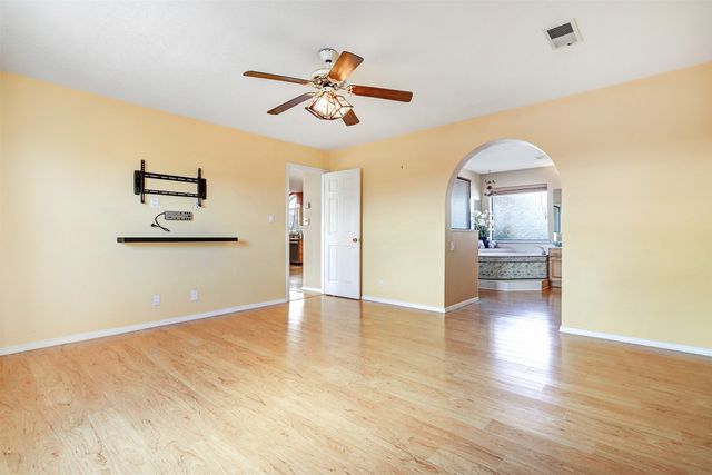 9 Puerto de Luna, Santa Fe, NM 87507