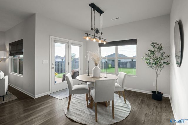 24809 Delilah Circle, Athens, AL 35613