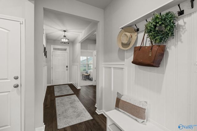 24809 Delilah Circle, Athens, AL 35613