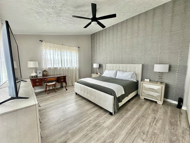 7405 SE Jamestown Terrace Bldg 17, Hobe Sound, FL 33455