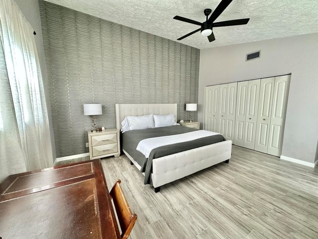 7405 SE Jamestown Terrace Bldg 17, Hobe Sound, FL 33455