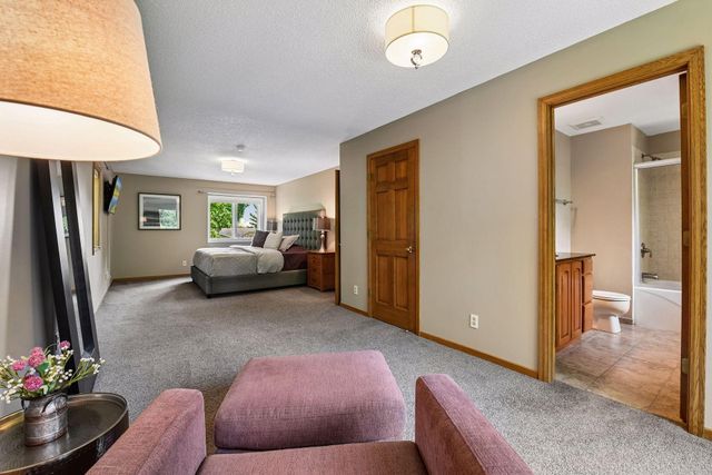15385 Morraine Way, Eden Prairie, MN 55347