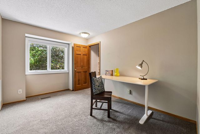 15385 Morraine Way, Eden Prairie, MN 55347