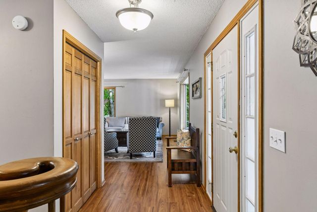 15385 Morraine Way, Eden Prairie, MN 55347