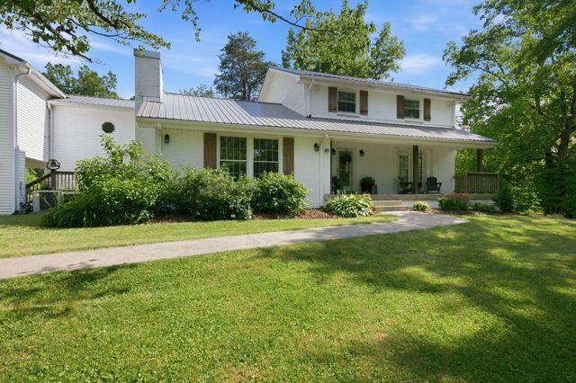 1125 Porter Rd, Burns, TN 37029