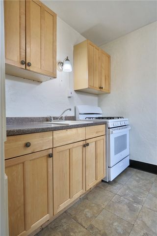 44 Academy Ave 28, Mt Lebanon, PA 15228