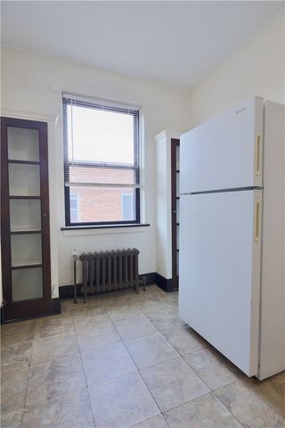 44 Academy Ave 28, Mt Lebanon, PA 15228