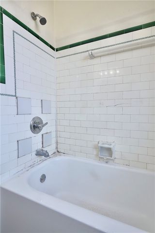 44 Academy Ave 28, Mt Lebanon, PA 15228