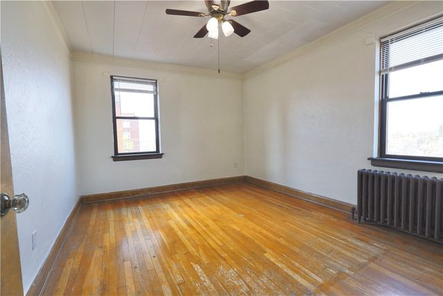 44 Academy Ave 28, Mt Lebanon, PA 15228