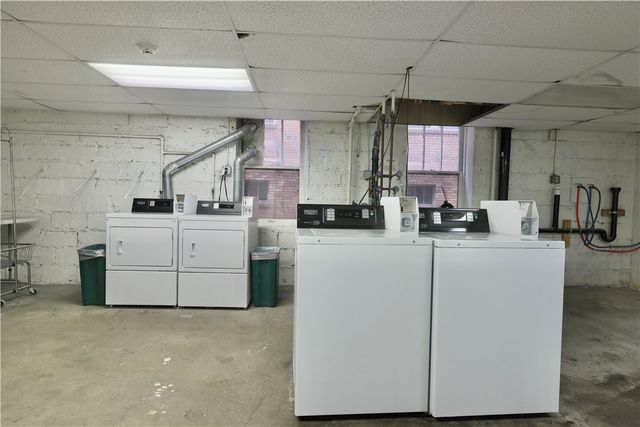 44 Academy Ave 28, Mt Lebanon, PA 15228