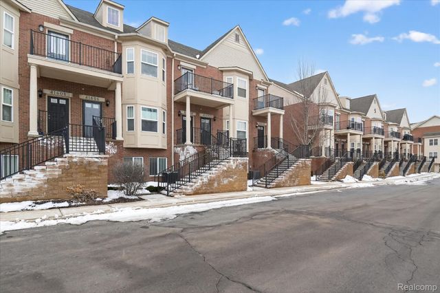 41602 Hamlet Lane, Novi, MI 48375