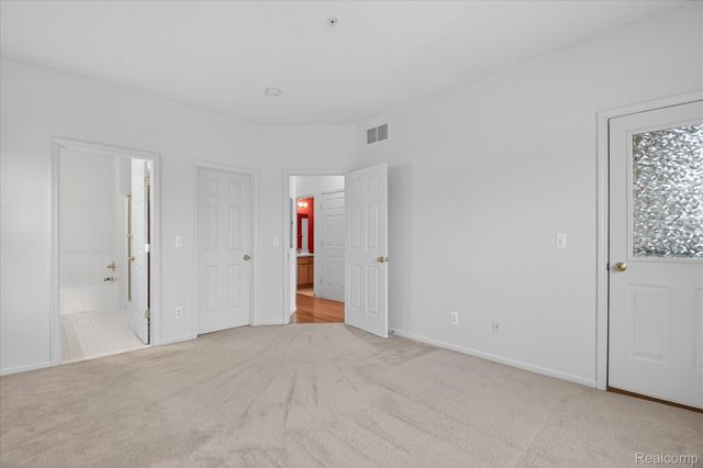 41602 Hamlet Lane, Novi, MI 48375