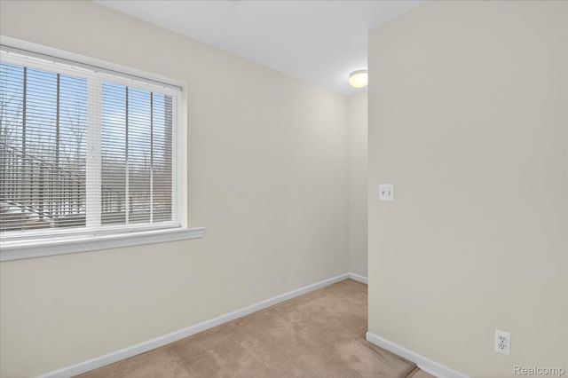 41602 Hamlet Lane, Novi, MI 48375