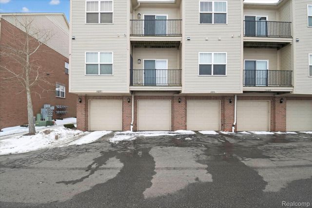 41602 Hamlet Lane, Novi, MI 48375