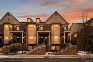 41602 Hamlet Lane, Novi, MI 48375