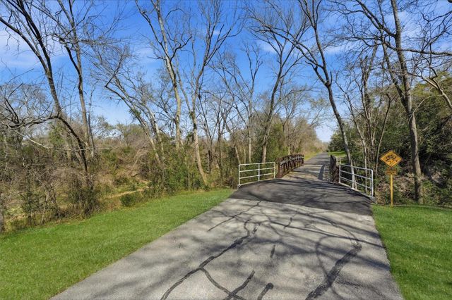 1202 Forest Home Drive, Houston, TX 77077