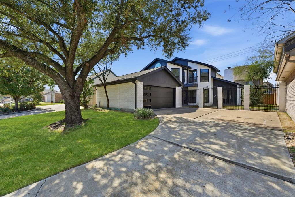 1202 Forest Home Drive, Houston, TX 77077