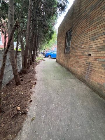 4825 Butler (to lease), Lawrenceville, PA 15201