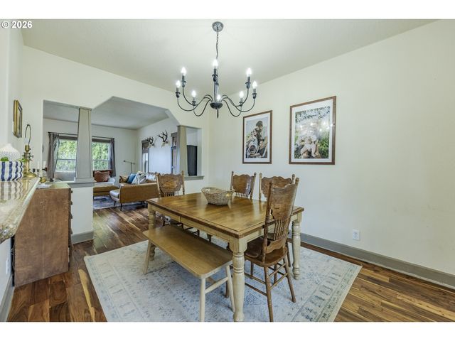 6885 SIMEON Dr, Springfield, OR 97478