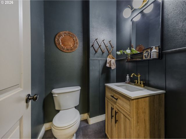 6885 SIMEON Dr, Springfield, OR 97478