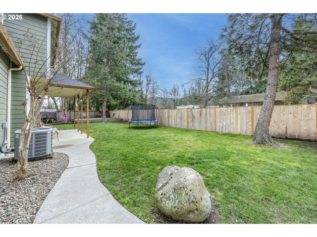 6885 SIMEON Dr, Springfield, OR 97478
