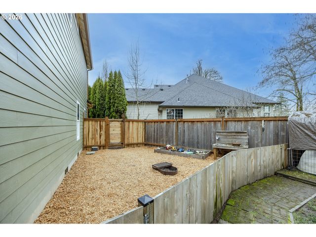 6885 SIMEON Dr, Springfield, OR 97478