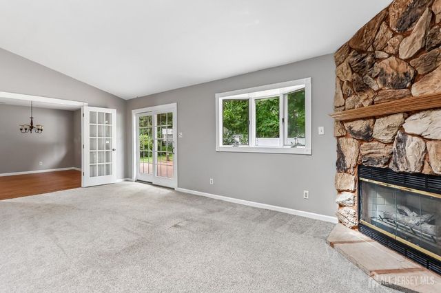 33 Caldwell Road, Edison, NJ 08817