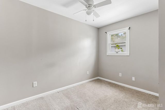 33 Caldwell Road, Edison, NJ 08817