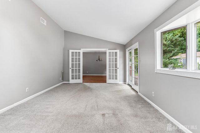33 Caldwell Road, Edison, NJ 08817