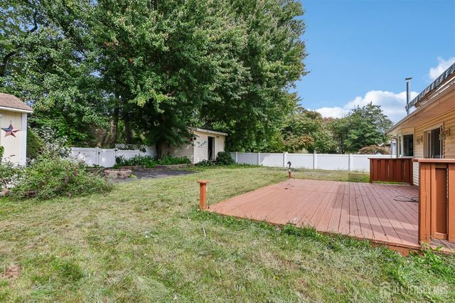 33 Caldwell Road, Edison, NJ 08817