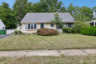 33 Caldwell Road, Edison, NJ 08817
