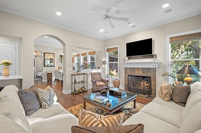 25 Seagrass Landing Ct, Hilton Head Island, SC 29926